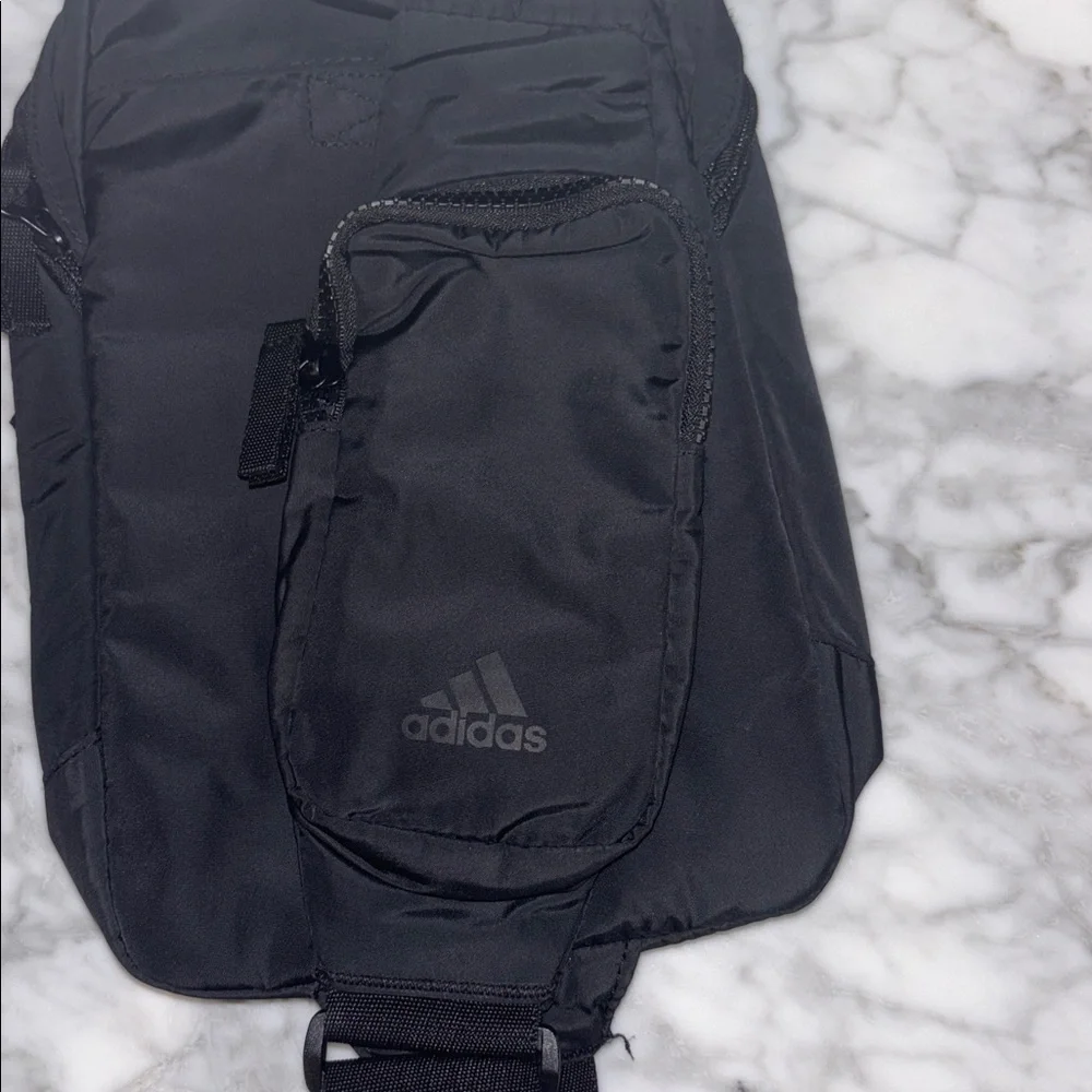 adidas compact versatile